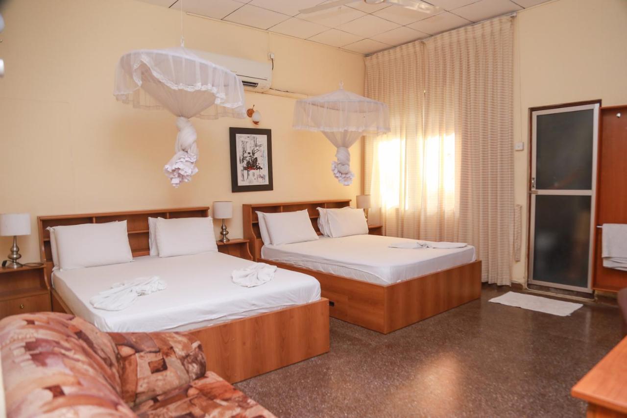Milano Tourist Rest Hotel Holambra Exterior foto