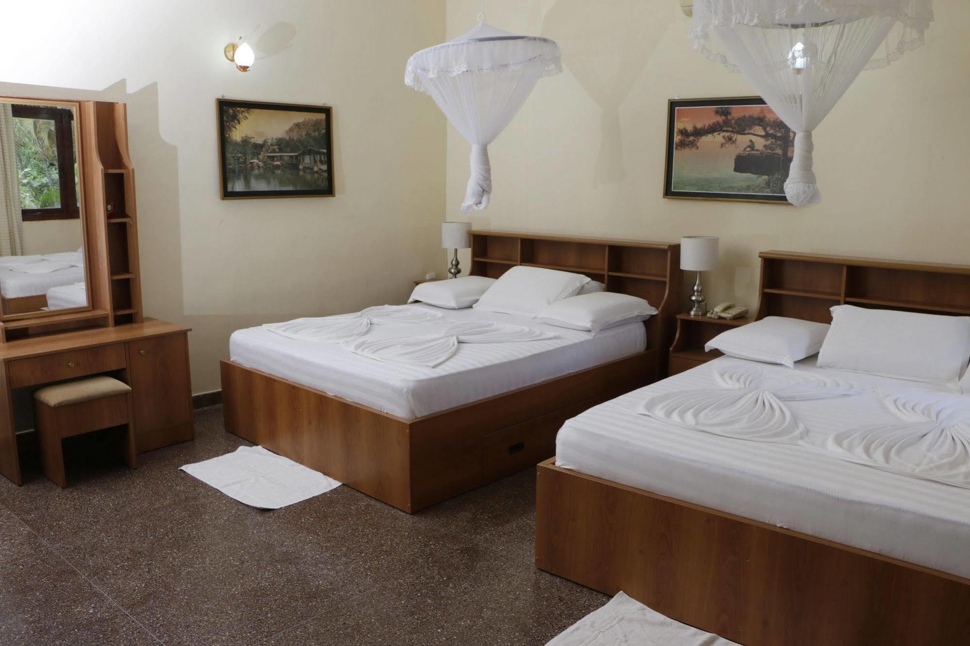 Milano Tourist Rest Hotel Holambra Exterior foto