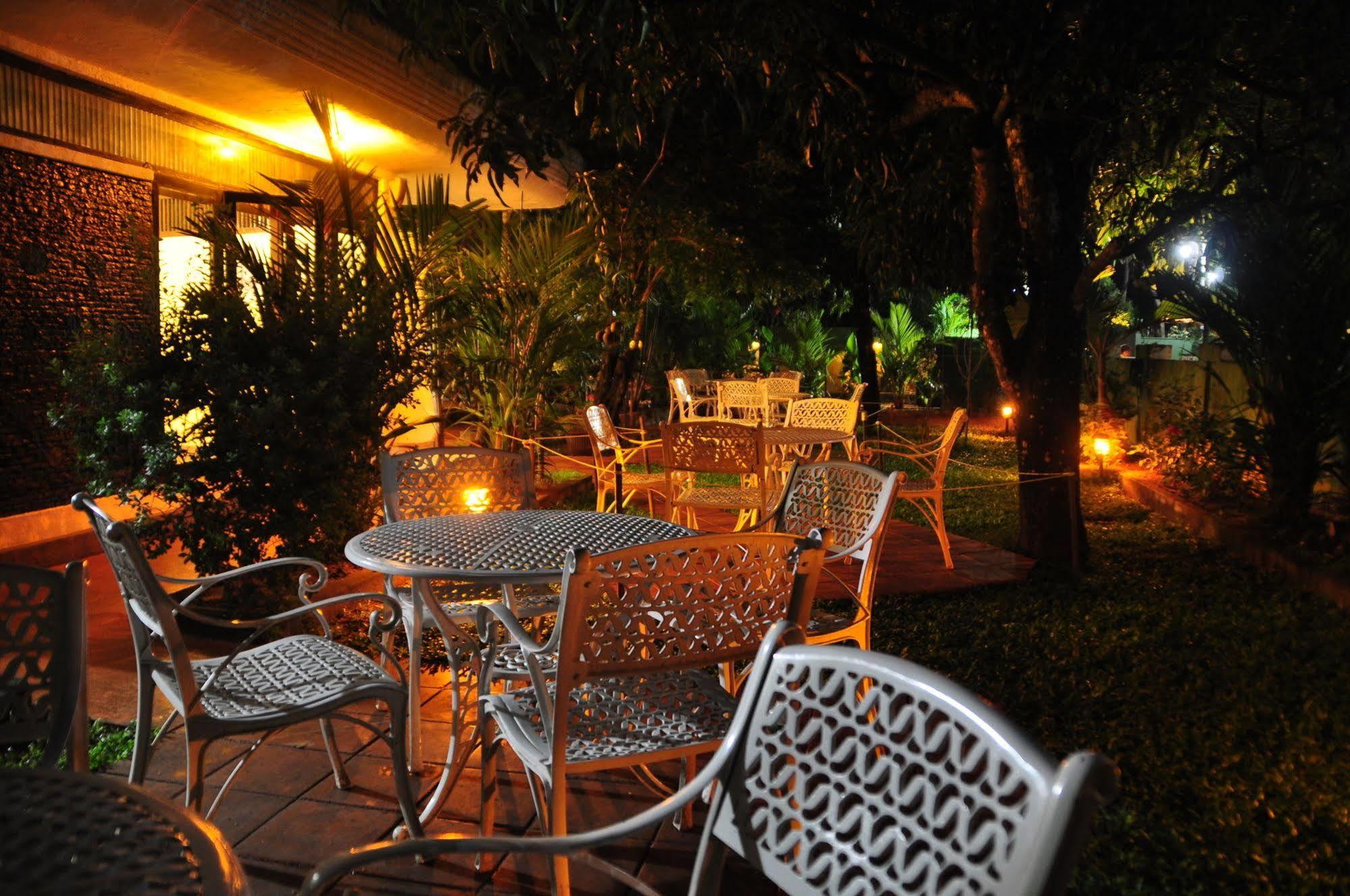 Milano Tourist Rest Hotel Holambra Exterior foto